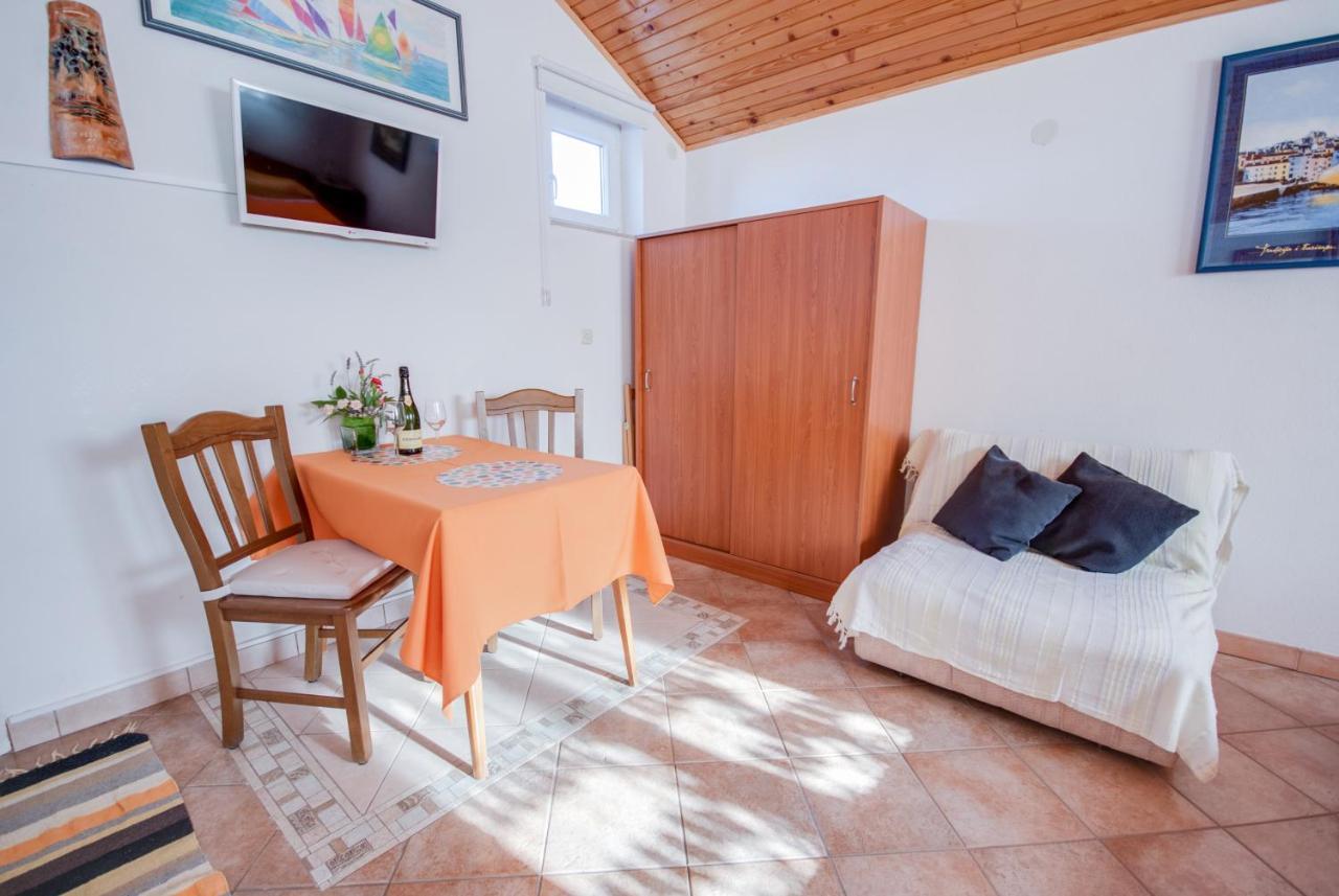 Haus Roko Apartamento Rovinj Exterior foto